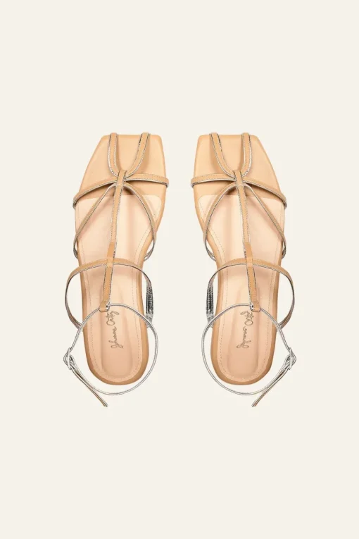 Conquistadora Sandals In Nude