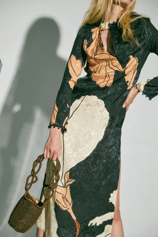 Esencia Femenina Dress
