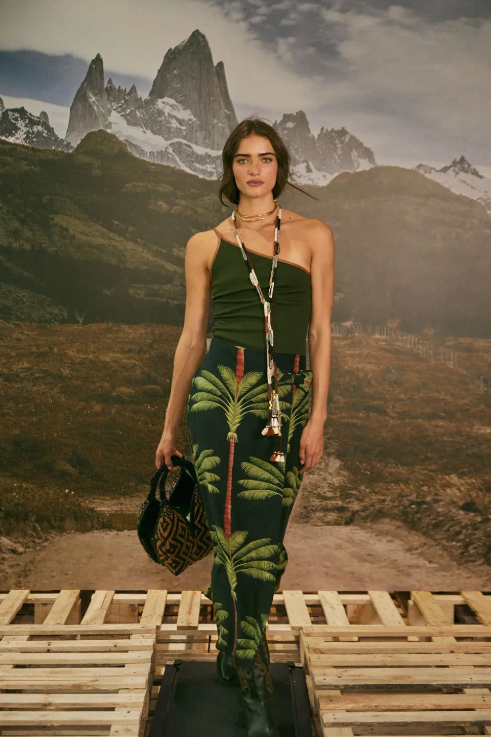 Paradise Garden Boots In Black