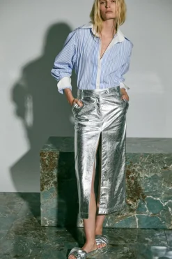 Presencia Masculina Shirt