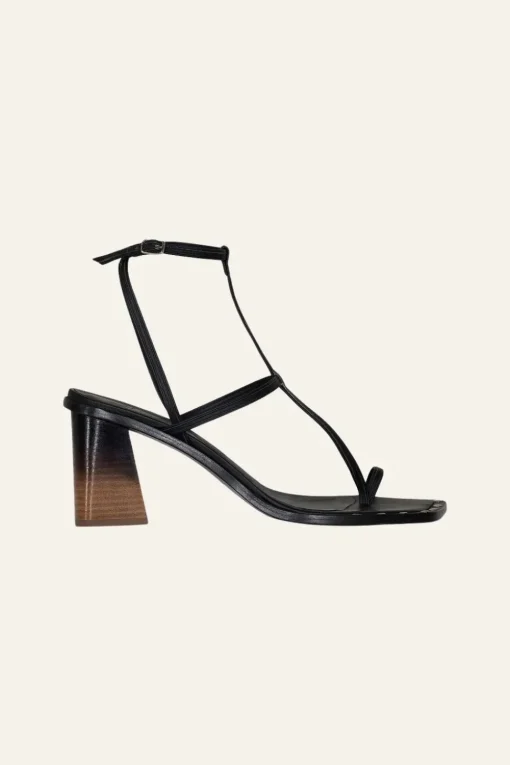The Maze Heels In Black